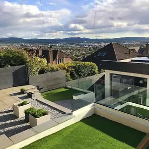  Holiday home Kaimes Kip: Stylish Five Bedroom
